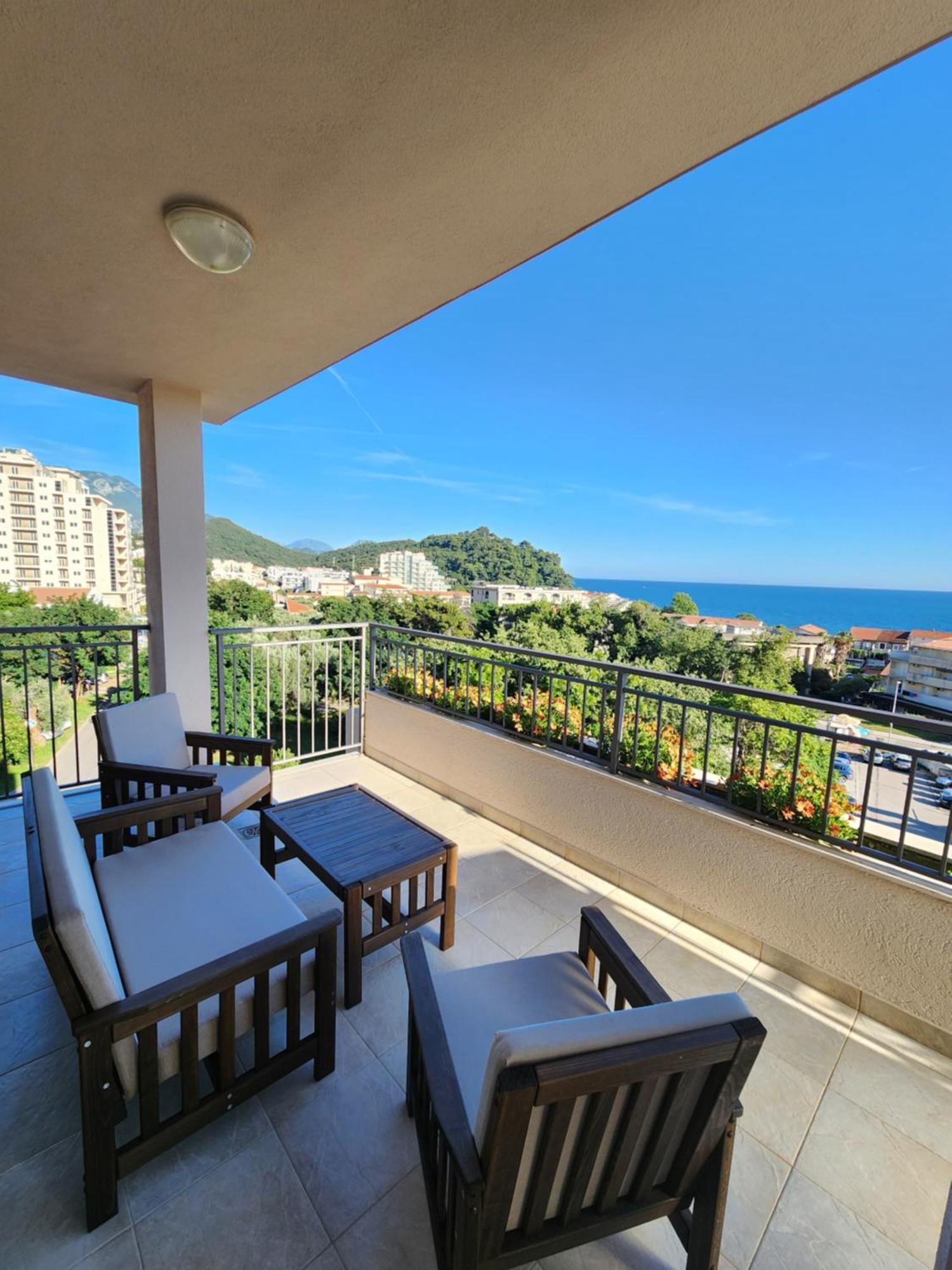 Hotel Petrovac ภายนอก รูปภาพ