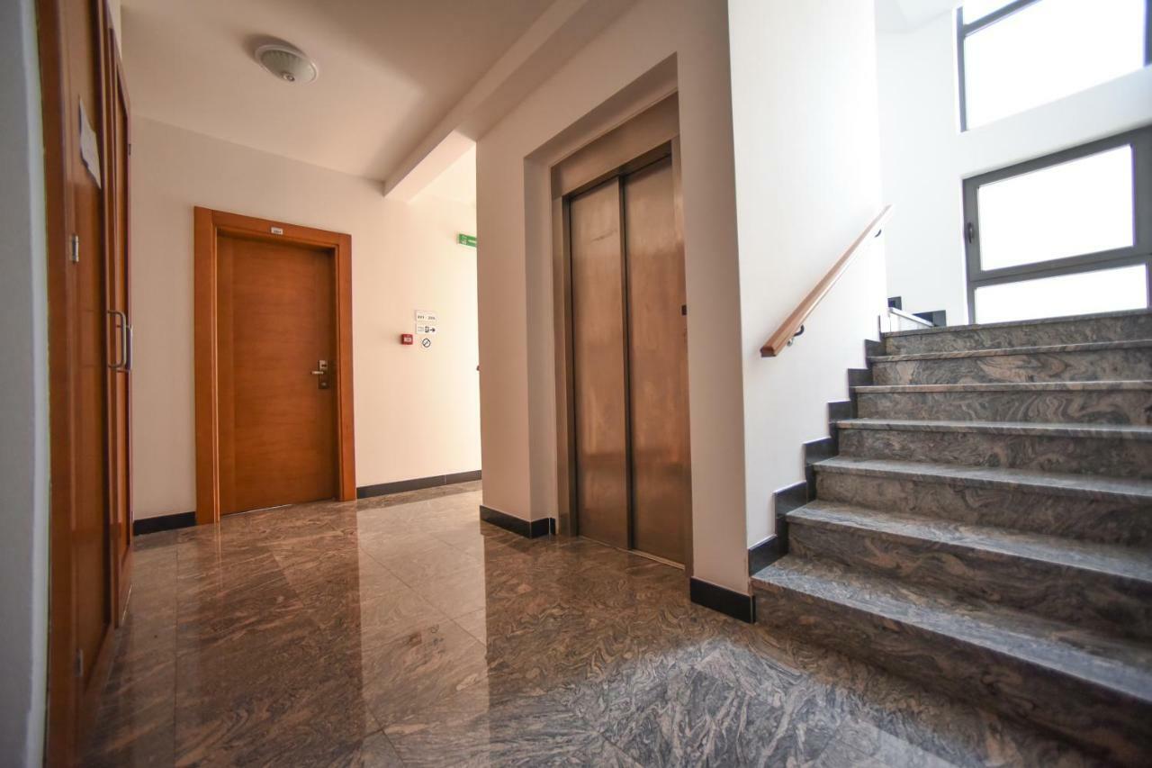 Hotel Petrovac ภายนอก รูปภาพ